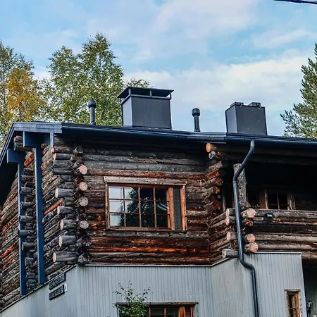 Varjokelo Semesterbostad Ruka