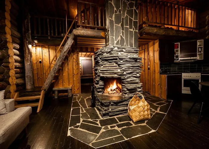 別荘 Varjokelo ルカ