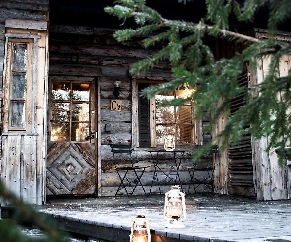 別荘 Varjokelo ルカ